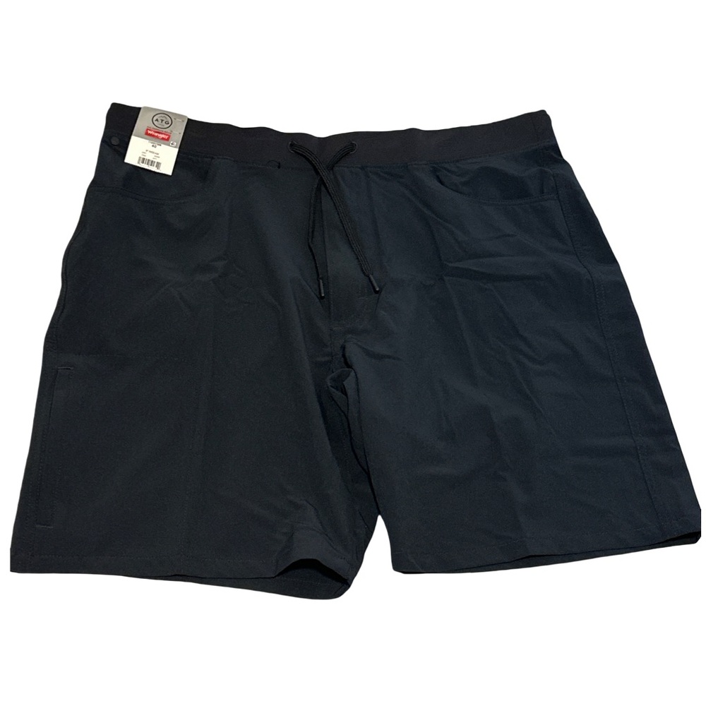 ATG by Wrangler Men’s Black Performance Shorts Drawstring Size 40 NWT